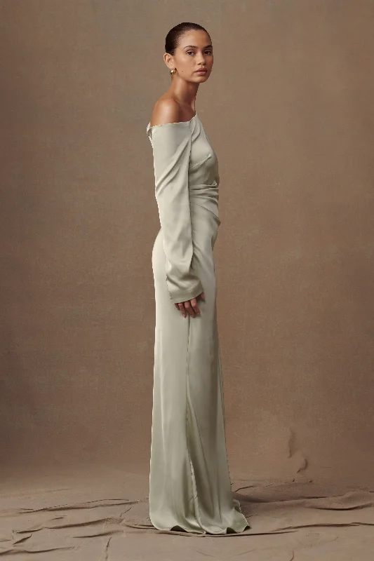 avery-long-sleeve-maxi-dress-sage