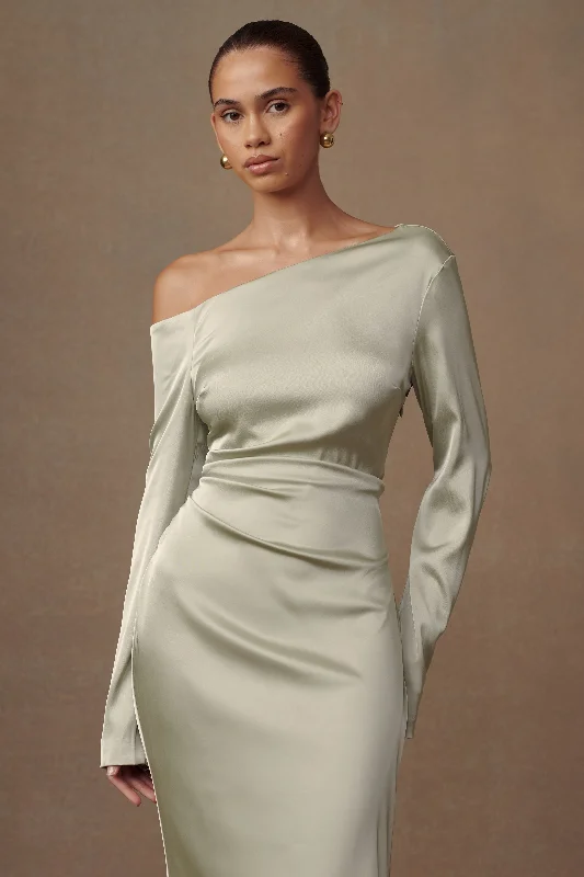 avery-long-sleeve-maxi-dress-sage