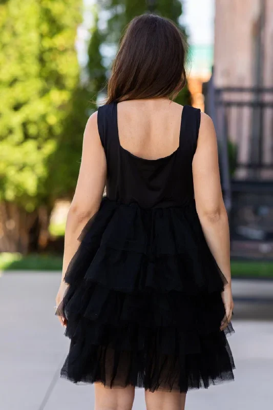 black-square-neck-tulle-skirt-dress