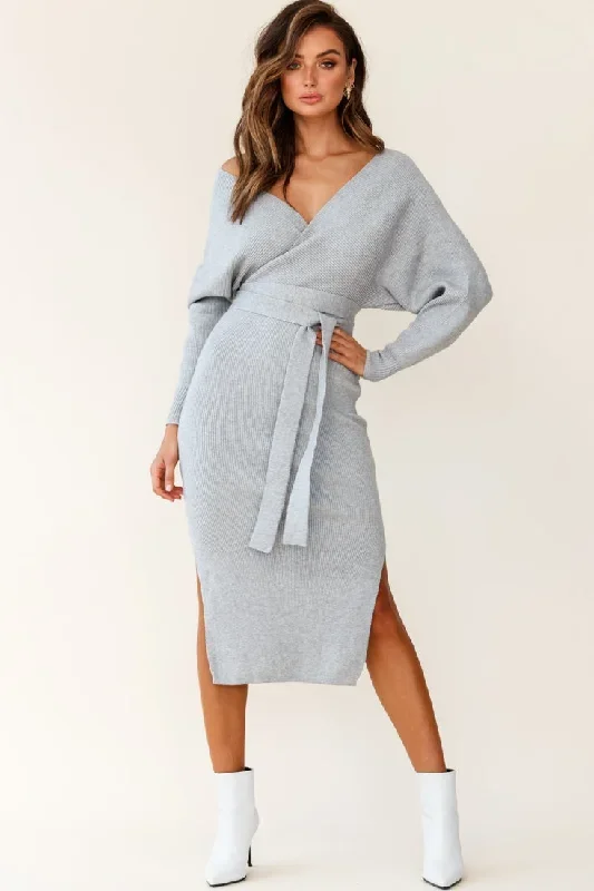 cameo-batwing-knit-midi-dress-grey