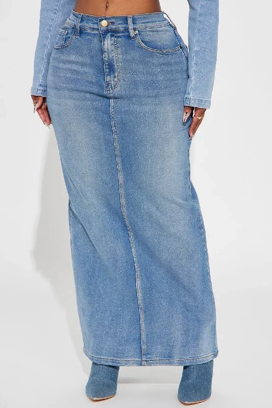 cassy-denim-maxi-skirt-medium-wash