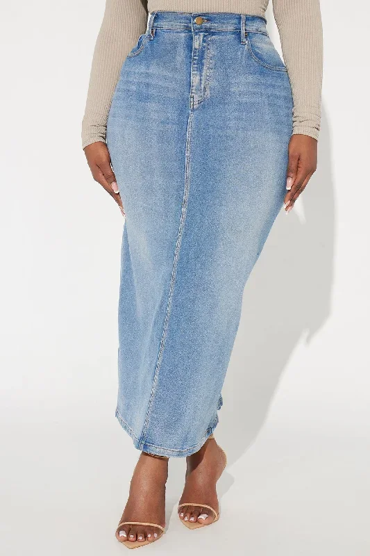 cassy-denim-maxi-skirt-medium-wash