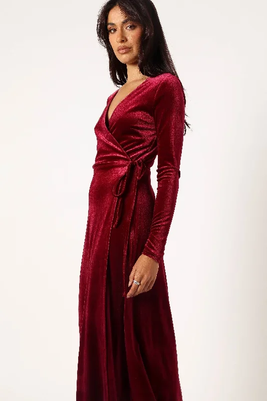 darby-long-sleeve-midi-dress-burgundy