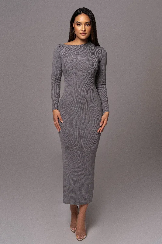 grey-meant-to-be-knit-maxi-dress