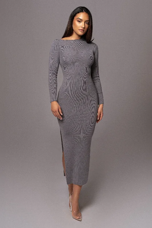 grey-meant-to-be-knit-maxi-dress