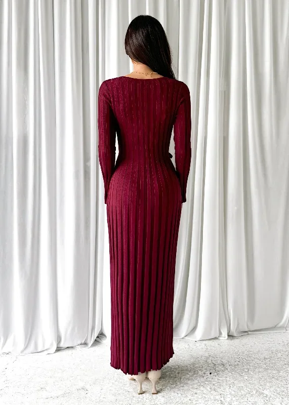 jelsoe-knit-midi-dress-berry