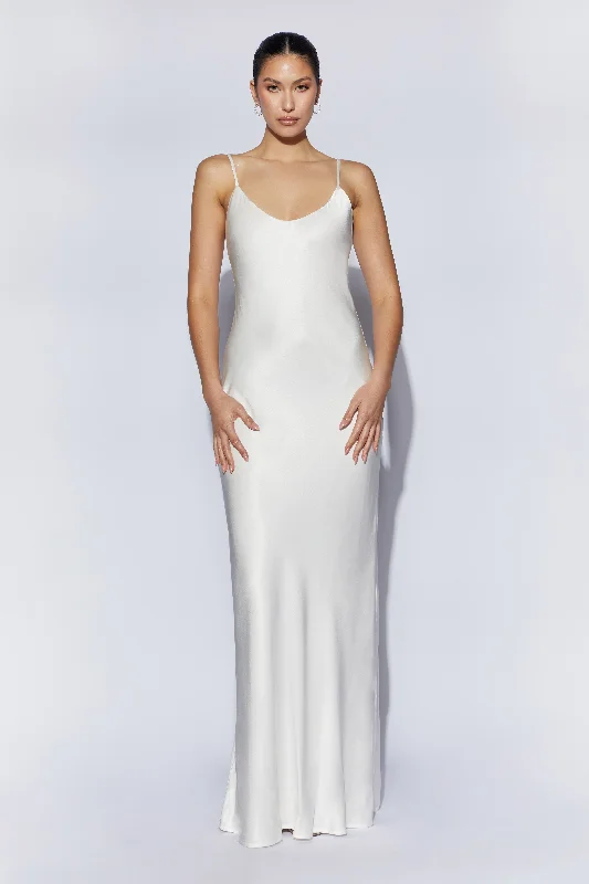 kailey-low-back-maxi-dress-with-detachable-bow-train-white