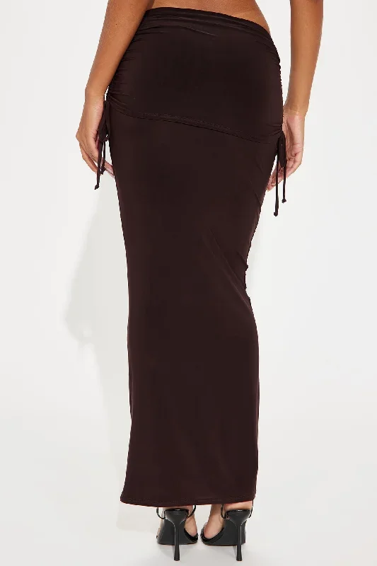 lovely-nights-ruched-maxi-skirt-chocolate