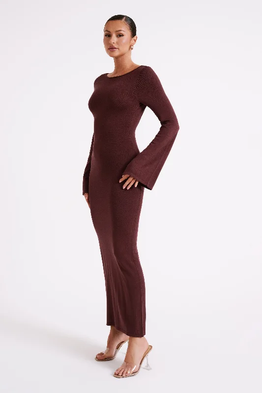 marleigh-flare-sleeve-knit-maxi-dress-dark-chocolate