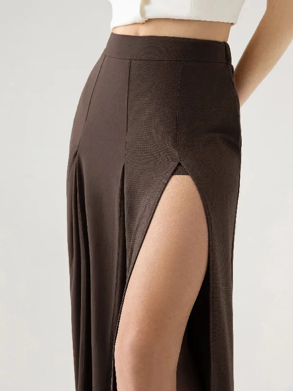 pleated-slit-midi-skirt-with-lined-shorts