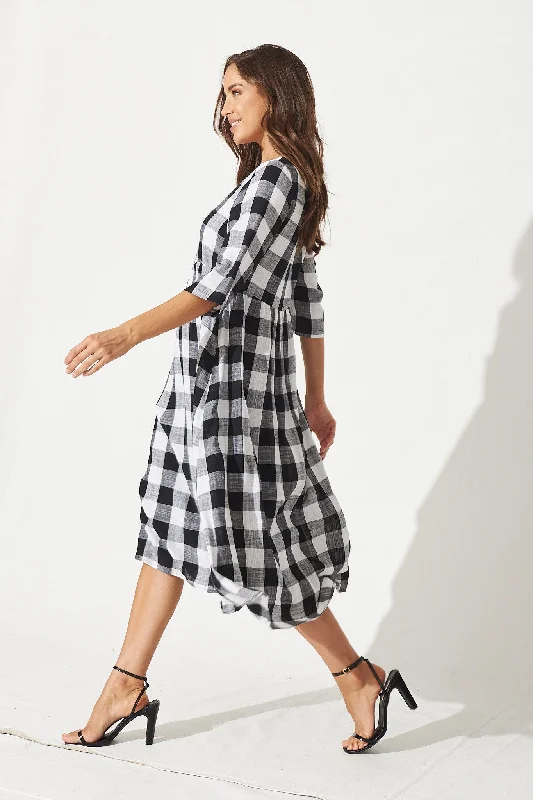 zara-midi-dress-in-black-with-white-gingham